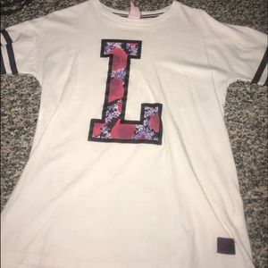 Nike london oversized women’s shirt